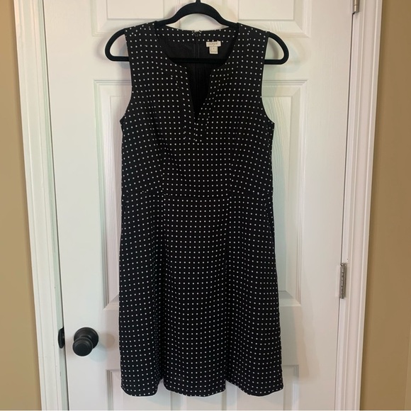 J. Crew Polka Dot V-Neck Shift Sleeveless Dress, size 8 - Picture 11 of 11
